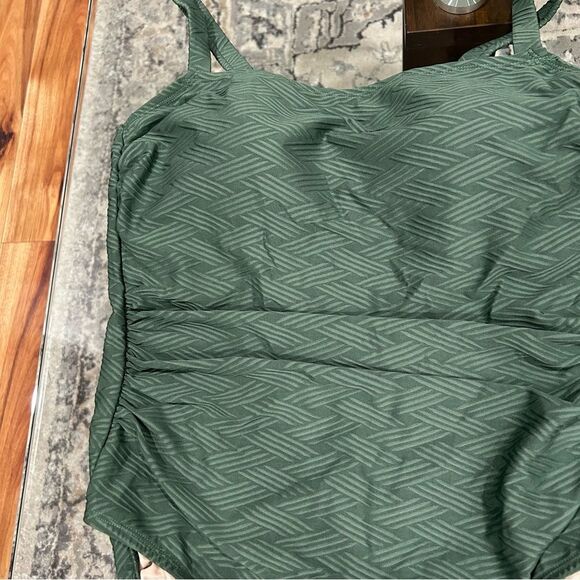 NWT Kona Sol One Piece High Coverage Bathing Suit Basketweave Green 16W - Picture 4 of 9